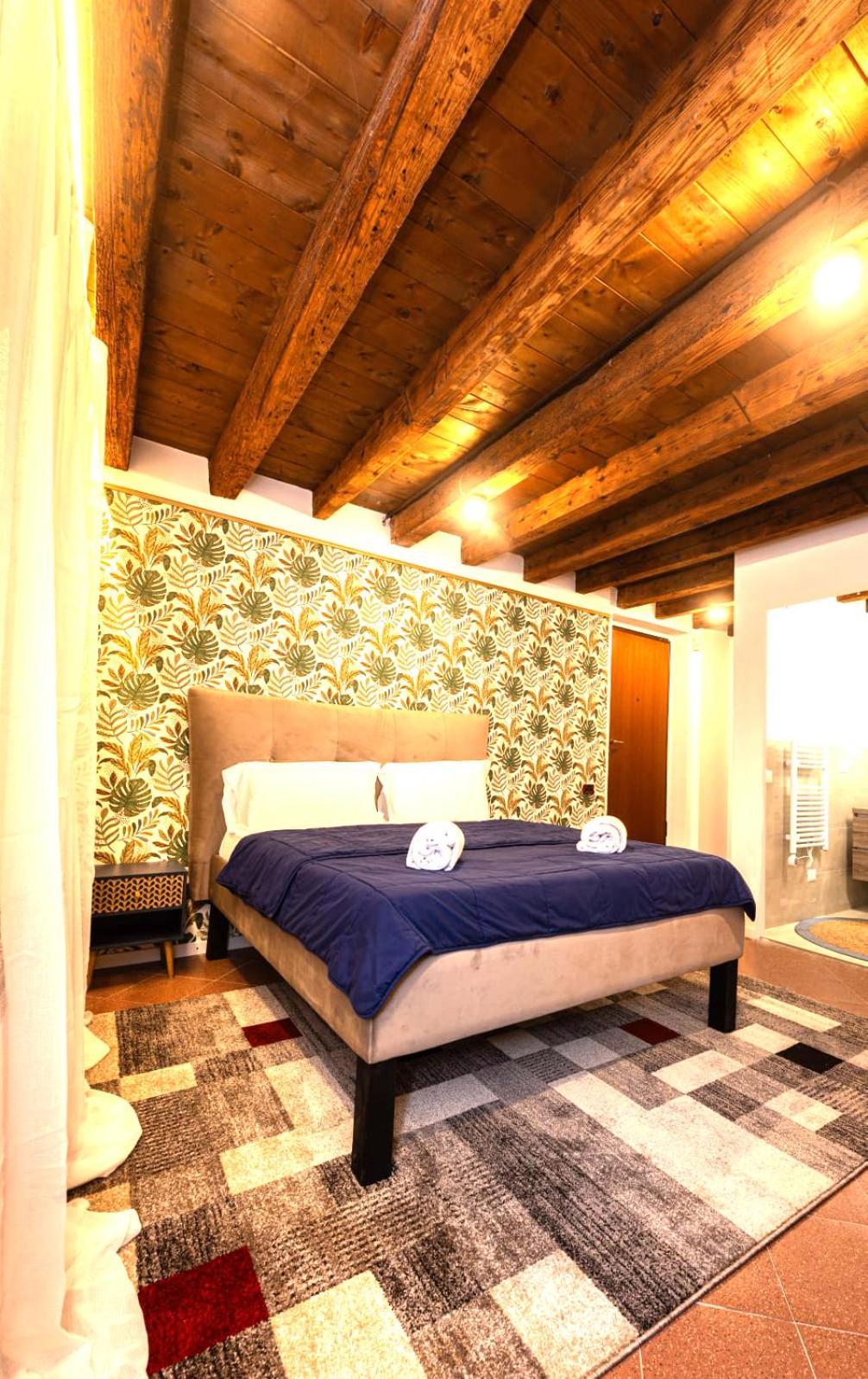 Al 18 Verona Rooms Bagian luar foto
